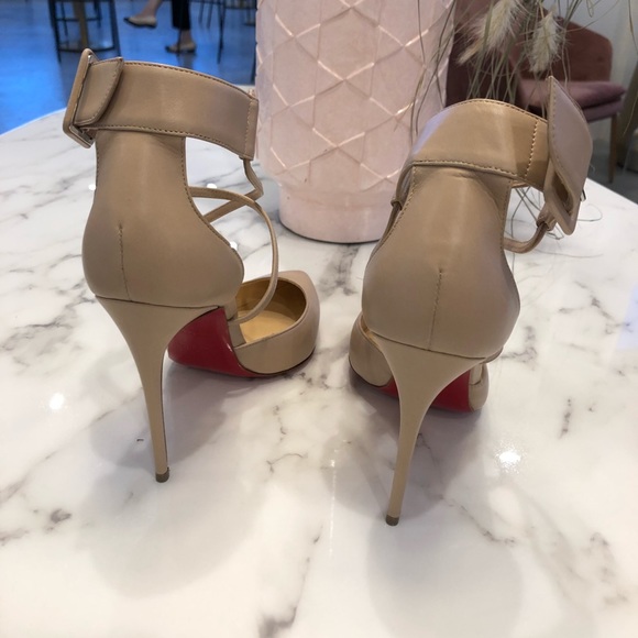 NIB Christian Louboutin Suzanna 100. Nude 38.5 - Picture 2 of 8